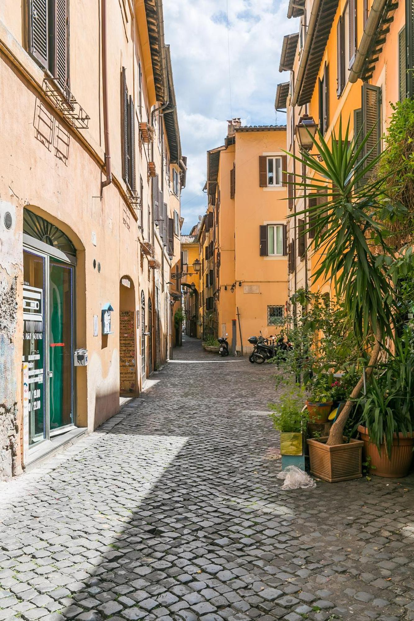 R.c. Cappellari Charming Campo De Fiori Roma